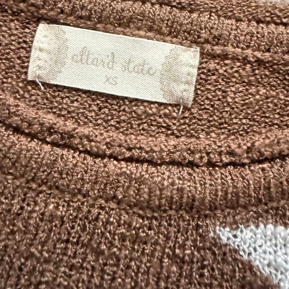 Altar’d State Star Brown Sweater Size XS - Picture 4 of 4